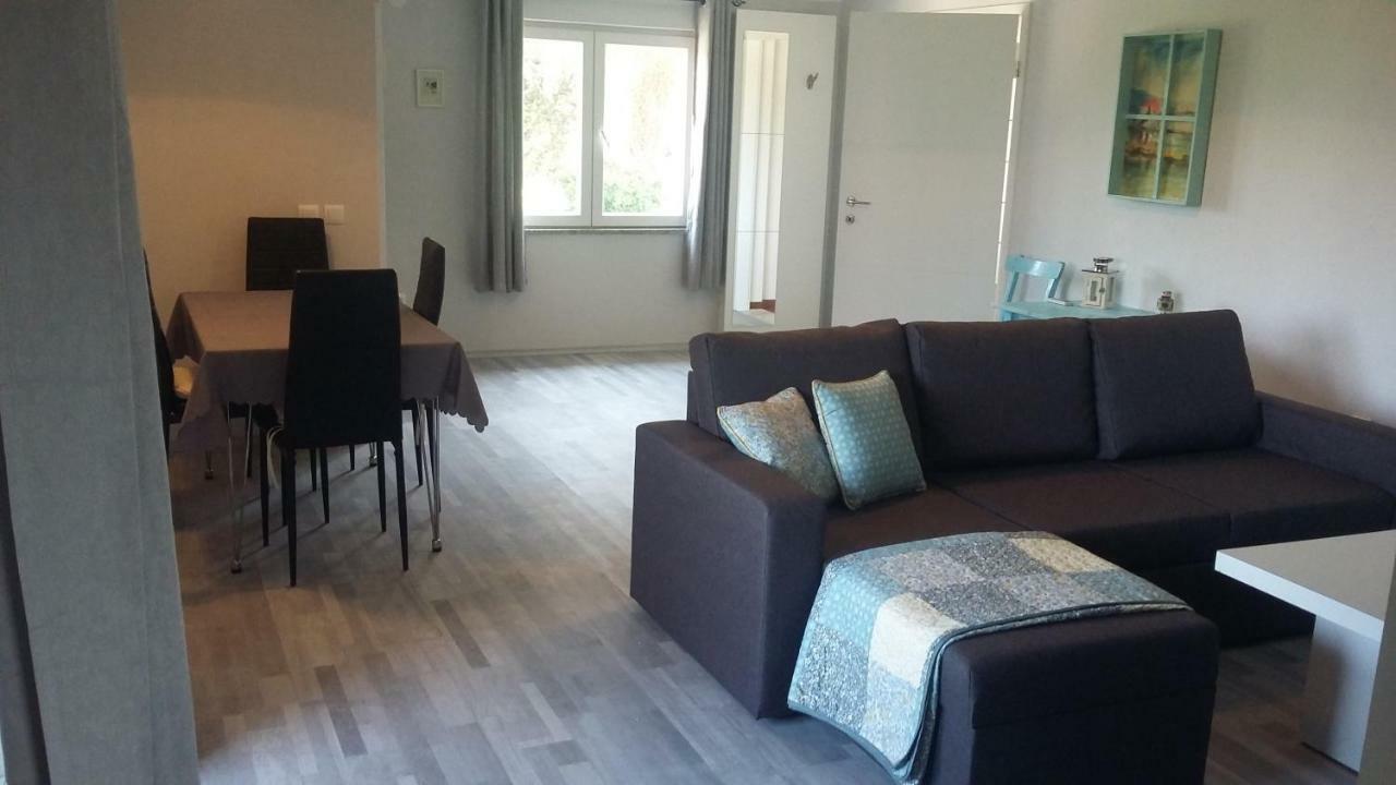Apartma Iva ไพราน ภายนอก รูปภาพ